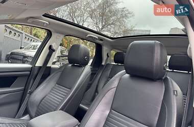 Внедорожник / Кроссовер Land Rover Discovery Sport 2019 в 