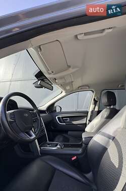Внедорожник / Кроссовер Land Rover Discovery Sport 2018 в 