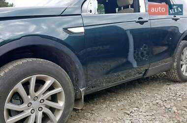 Позашляховик / Кросовер Land Rover Discovery Sport 2015 в 