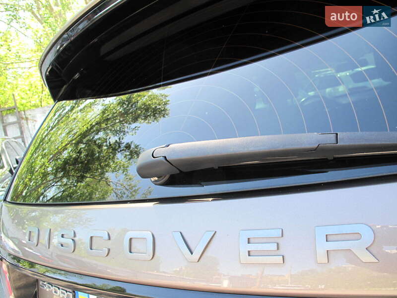 Внедорожник / Кроссовер Land Rover Discovery Sport 2016 в Киеве