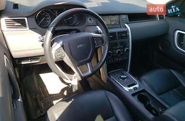 Позашляховик / Кросовер Land Rover Discovery Sport 2018 в 