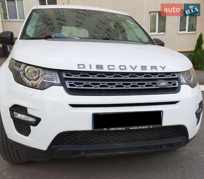Внедорожник / Кроссовер Land Rover Discovery Sport 2016 в 