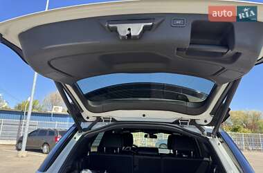 Позашляховик / Кросовер Land Rover Discovery Sport 2016 в 