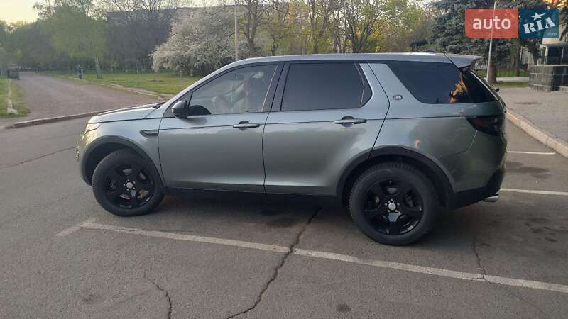 Внедорожник / Кроссовер Land Rover Discovery Sport 2016 в Одессе