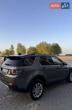 Внедорожник / Кроссовер Land Rover Discovery Sport 2017 в 