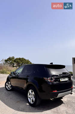 Внедорожник / Кроссовер Land Rover Discovery Sport 2017 в 