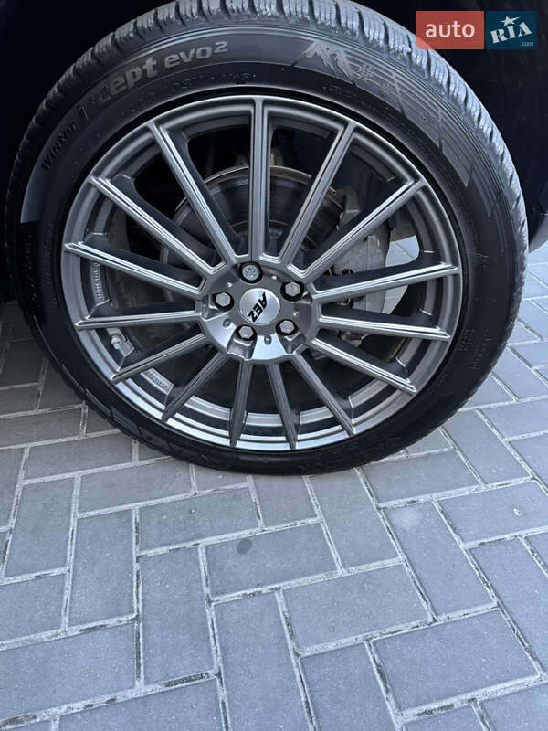 Позашляховик / Кросовер Land Rover Discovery Sport 2016 в Луцьку