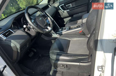 Внедорожник / Кроссовер Land Rover Discovery Sport 2016 в 