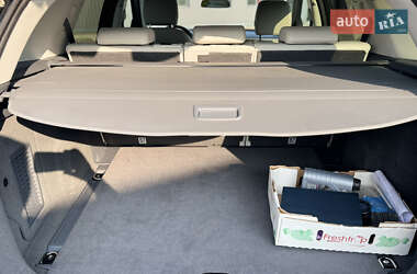 Внедорожник / Кроссовер Land Rover Discovery Sport 2015 в 