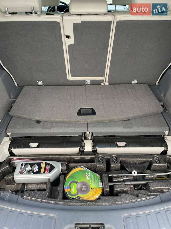 Позашляховик / Кросовер Land Rover Discovery Sport 2016 в Калуші