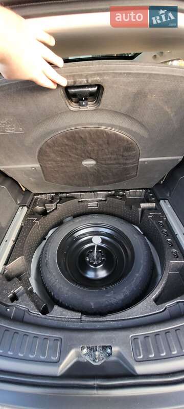 Внедорожник / Кроссовер Land Rover Discovery Sport 2017 в Виннице фото 49 Внедорожник / Кроссовер Land Rover Discovery Sport 2017 в Виннице