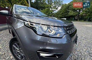 Внедорожник / Кроссовер Land Rover Discovery Sport 2016 в 