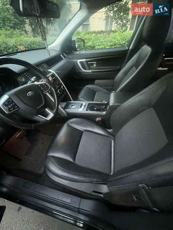Внедорожник / Кроссовер Land Rover Discovery Sport 2016 в Одессе