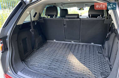Позашляховик / Кросовер Land Rover Discovery Sport 2021 в 