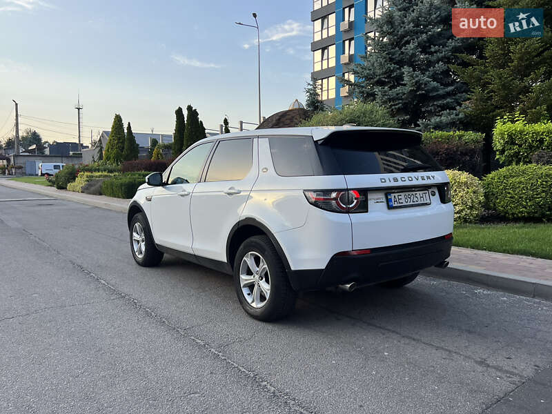 Позашляховик / Кросовер Land Rover Discovery Sport 2016 в Дніпрі