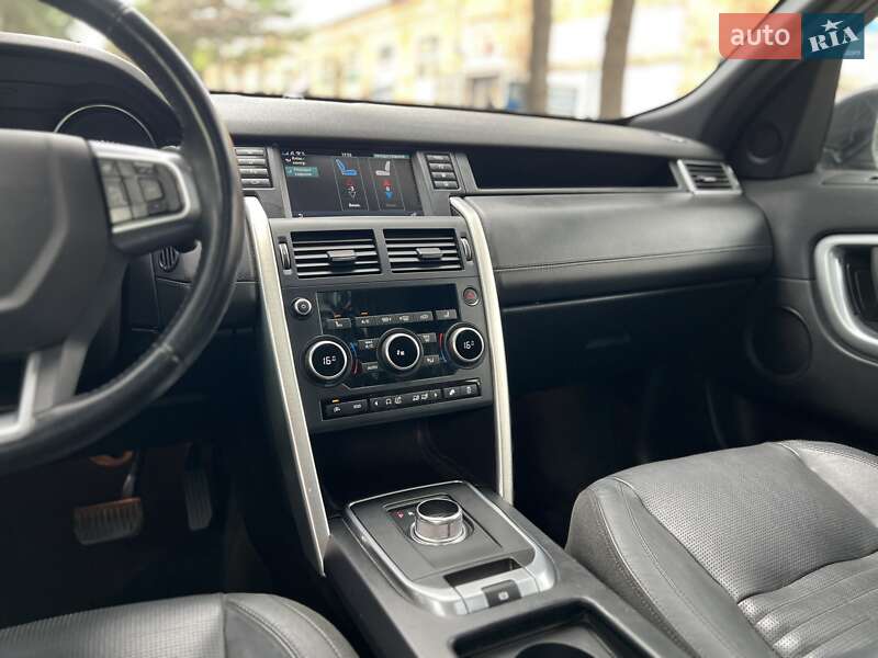 Внедорожник / Кроссовер Land Rover Discovery Sport 2016 в Львове