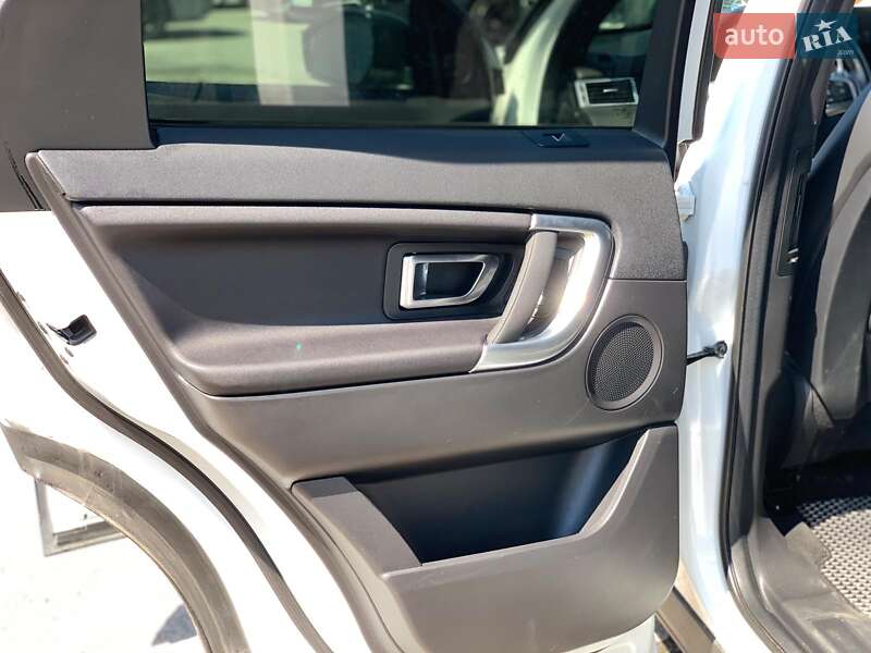 Позашляховик / Кросовер Land Rover Discovery Sport 2016 в Вінниці