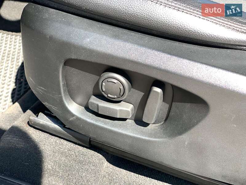 Позашляховик / Кросовер Land Rover Discovery Sport 2016 в Вінниці