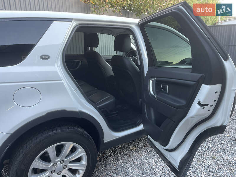 Внедорожник / Кроссовер Land Rover Discovery Sport 2017 в Киеве