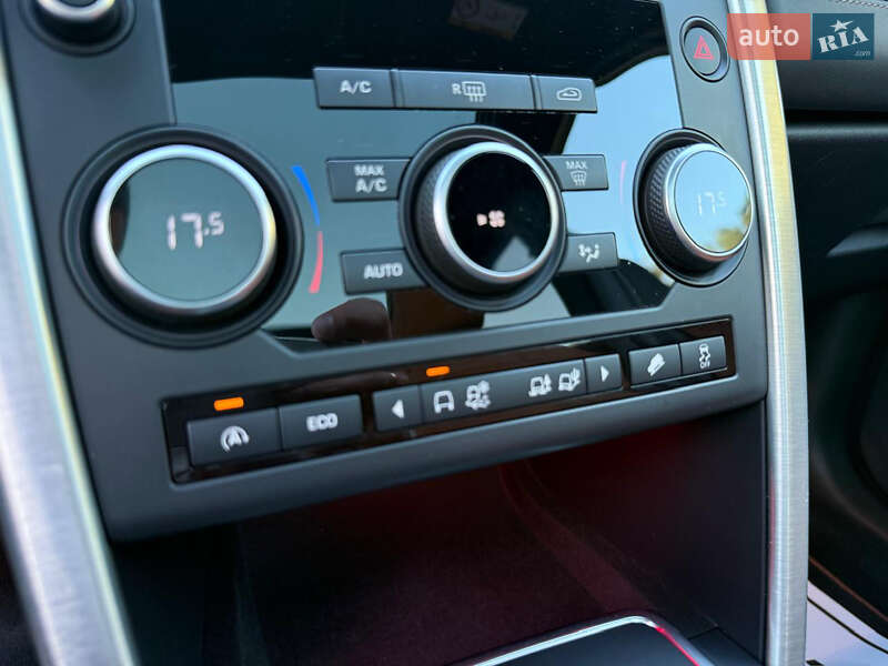 Внедорожник / Кроссовер Land Rover Discovery Sport 2015 в Луцке