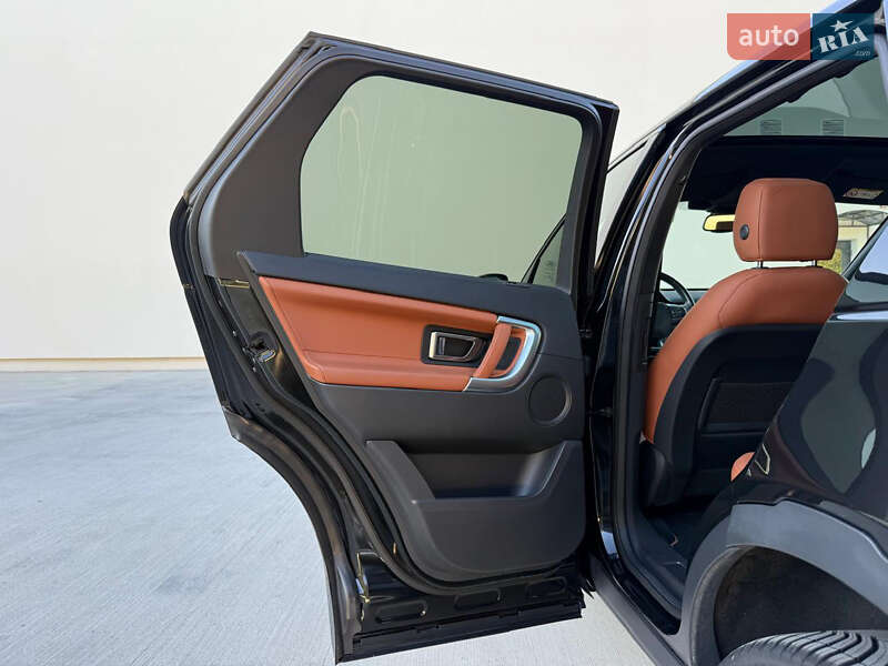 Внедорожник / Кроссовер Land Rover Discovery Sport 2015 в Луцке