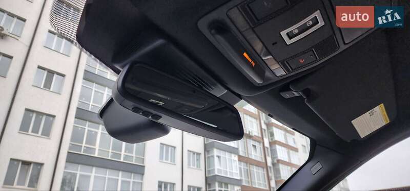 Позашляховик / Кросовер Land Rover Discovery Sport 2015 в Івано-Франківську