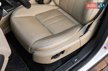 Позашляховик / Кросовер Land Rover Discovery Sport 2015 в  фото 19 Позашляховик / Кросовер Land Rover Discovery Sport 2015 в