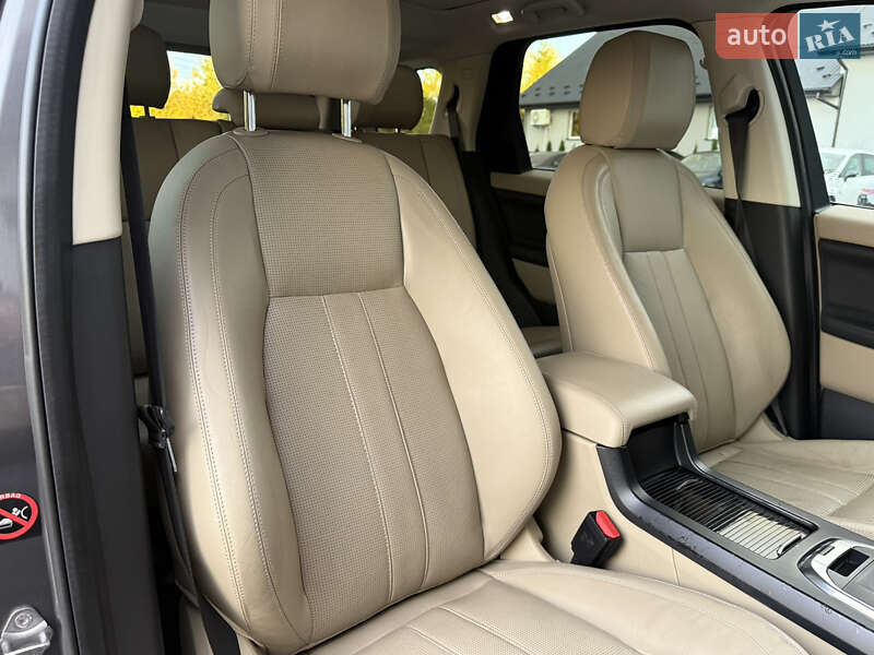 Позашляховик / Кросовер Land Rover Discovery Sport 2016 в Дрогобичі