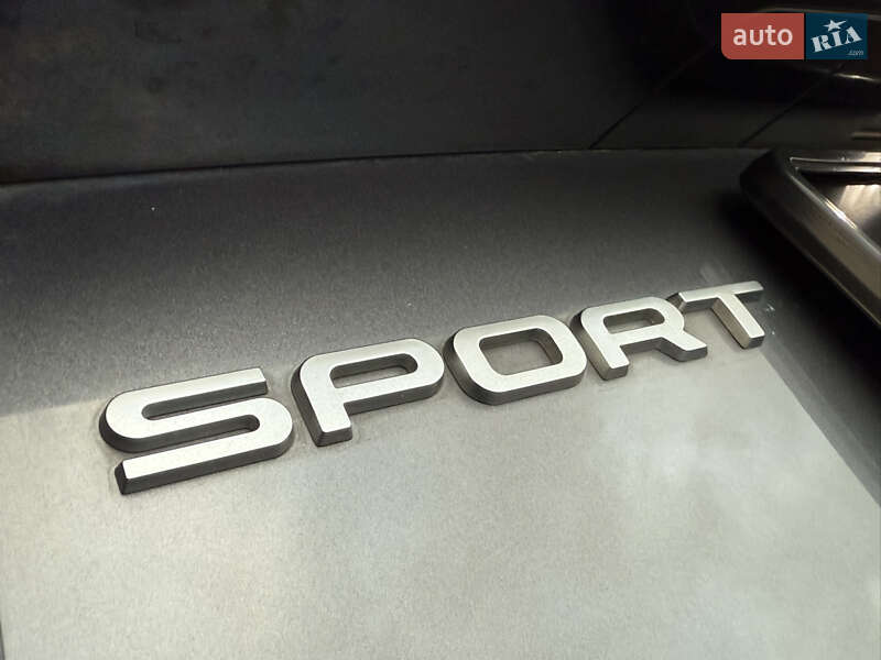 Позашляховик / Кросовер Land Rover Discovery Sport 2016 в Дрогобичі