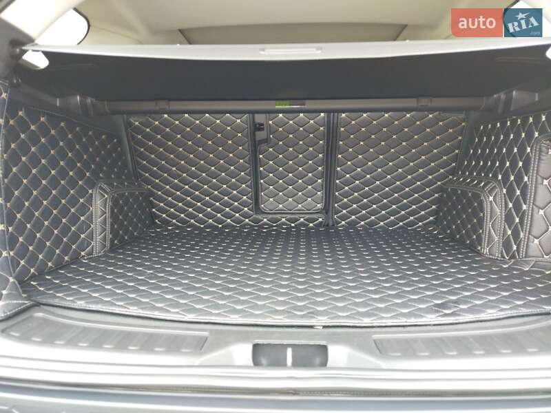 Позашляховик / Кросовер Land Rover Discovery Sport 2016 в Києві фото 18 Позашляховик / Кросовер Land Rover Discovery Sport 2016 в Києві