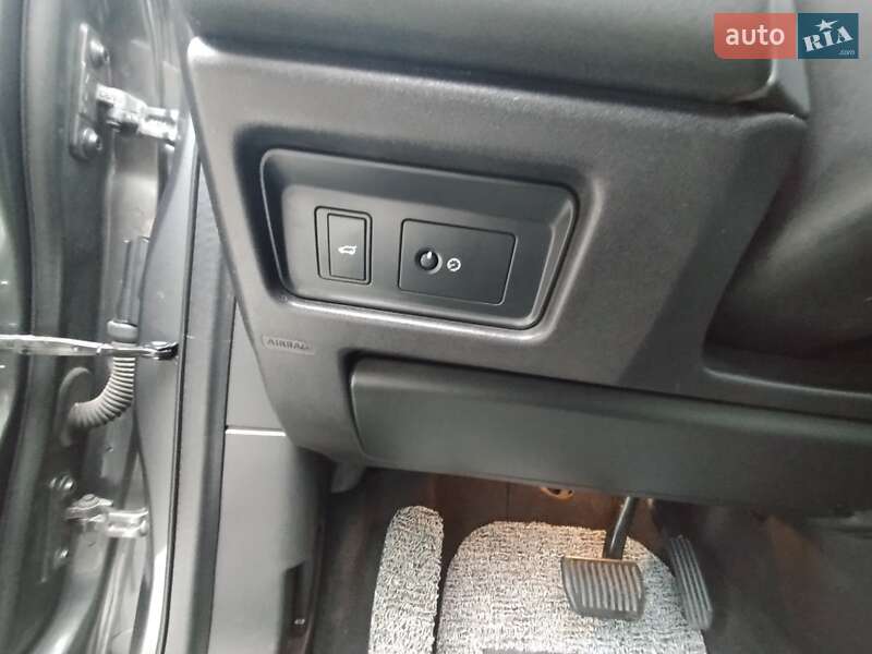 Позашляховик / Кросовер Land Rover Discovery Sport 2016 в Києві фото 31 Позашляховик / Кросовер Land Rover Discovery Sport 2016 в Києві