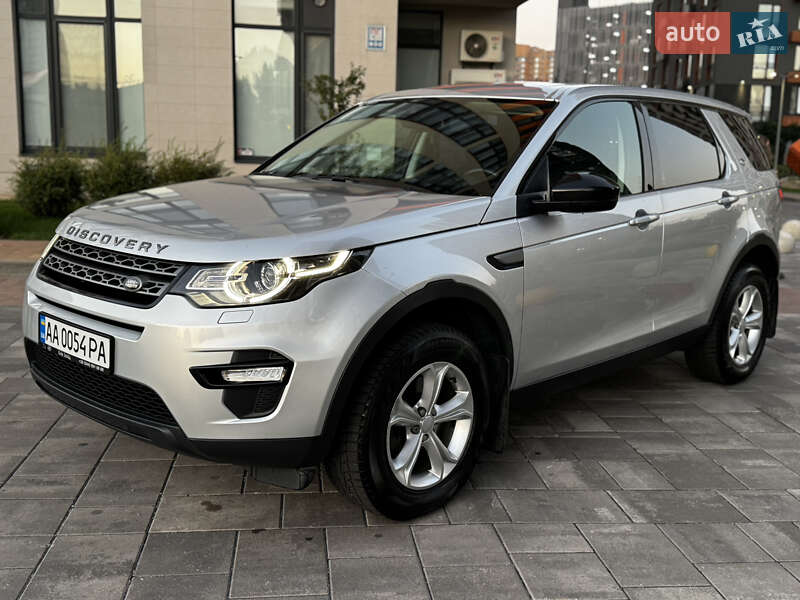 Позашляховик / Кросовер Land Rover Discovery Sport 2017 в 