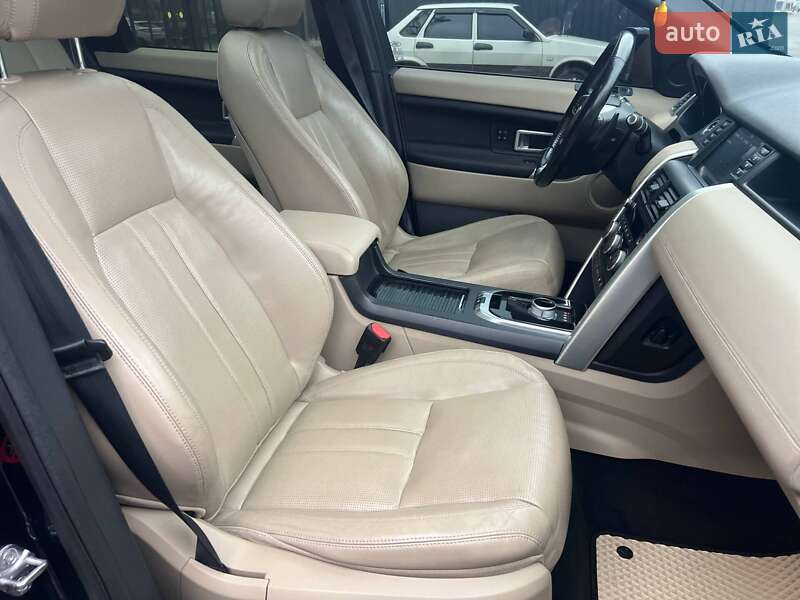 Внедорожник / Кроссовер Land Rover Discovery Sport 2015 в Полтаве