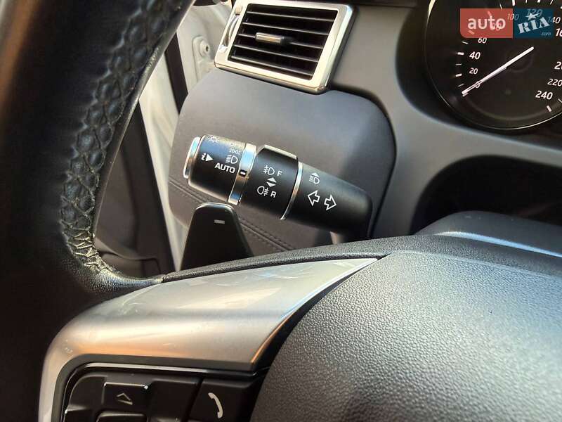 Внедорожник / Кроссовер Land Rover Discovery Sport 2019 в Киеве