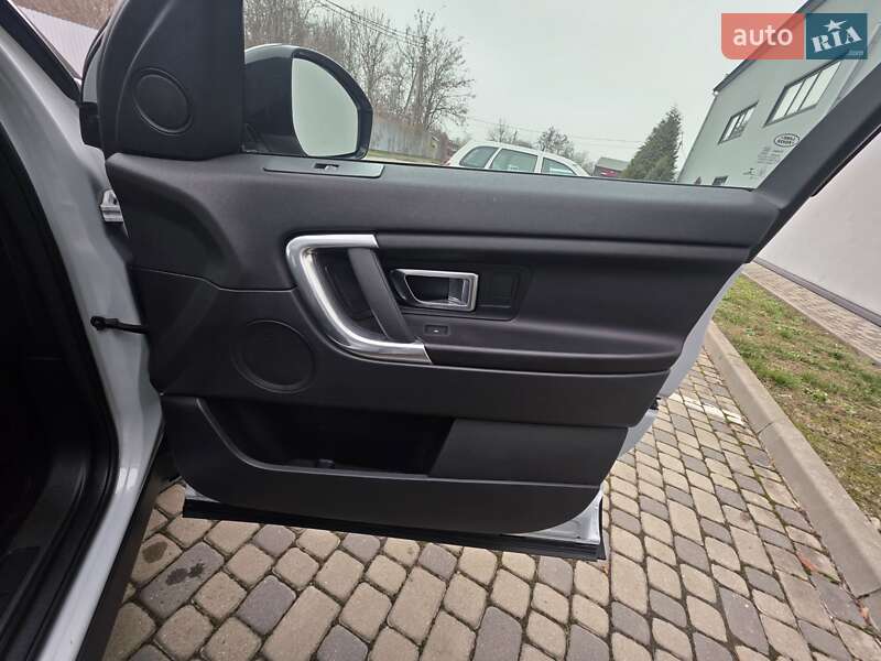 Позашляховик / Кросовер Land Rover Discovery Sport 2016 в Івано-Франківську