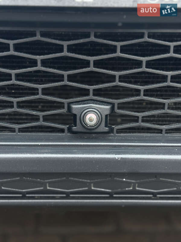 Внедорожник / Кроссовер Land Rover Discovery Sport 2016 в Луцке