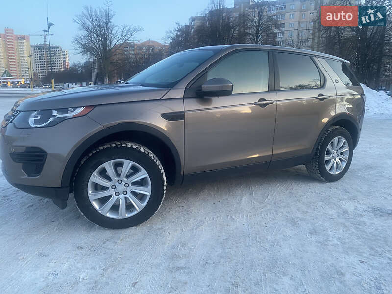 Внедорожник / Кроссовер Land Rover Discovery Sport 2015 в Броварах