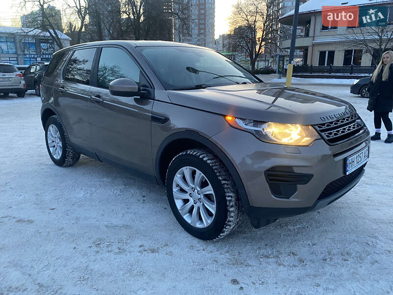 Внедорожник / Кроссовер Land Rover Discovery Sport 2015 в Броварах