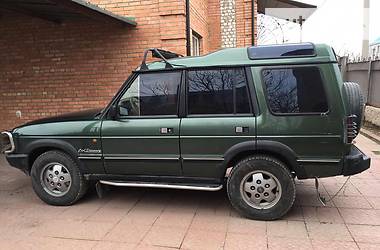 Внедорожник / Кроссовер Land Rover Discovery 1993 в Киеве