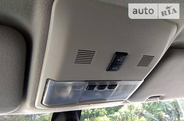 Внедорожник / Кроссовер Land Rover Discovery 2005 в Черновцах