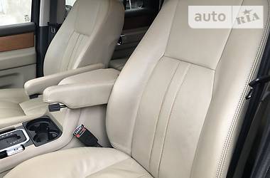 Позашляховик / Кросовер Land Rover Discovery 2011 в 