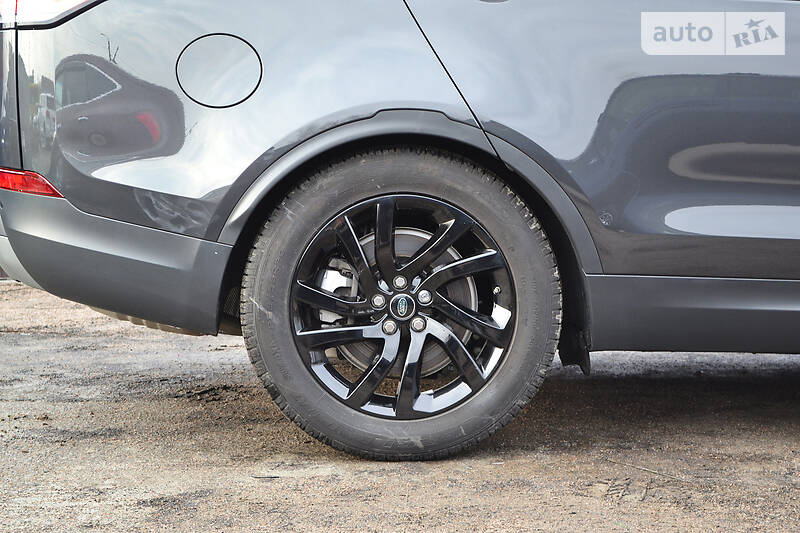 Позашляховик / Кросовер Land Rover Discovery 2018 в Києві