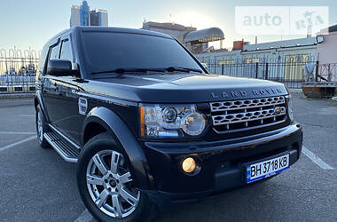 Позашляховик / Кросовер Land Rover Discovery 2012 в 