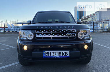 Позашляховик / Кросовер Land Rover Discovery 2012 в 