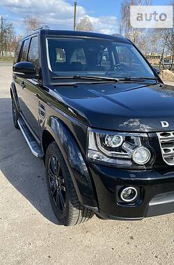 Позашляховик / Кросовер Land Rover Discovery 2016 в 