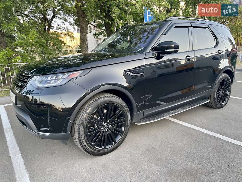 Внедорожник / Кроссовер Land Rover Discovery 2017 в Киеве
