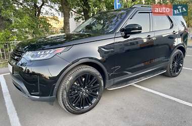 Позашляховик / Кросовер Land Rover Discovery 2017 в 