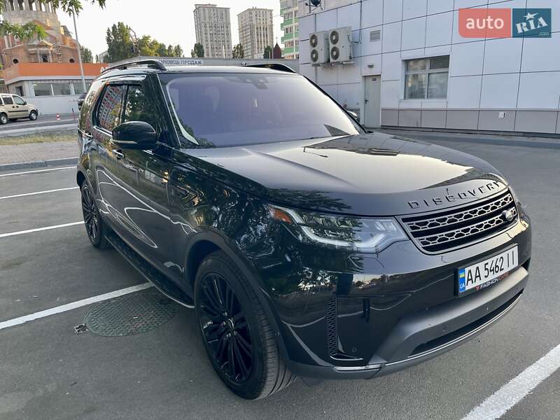Внедорожник / Кроссовер Land Rover Discovery 2017 в Киеве