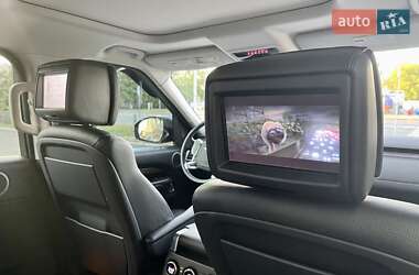 Позашляховик / Кросовер Land Rover Discovery 2017 в 