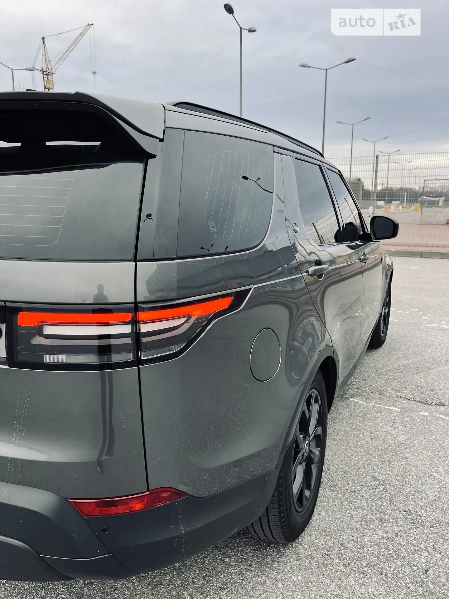 2017 Land Rover Discovery - мініатюра 39